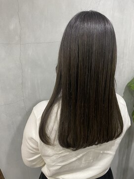 ティティ(TiTi) 韓国 オルチャン艶カラー深みグレージュ[TiTi_福田りの]