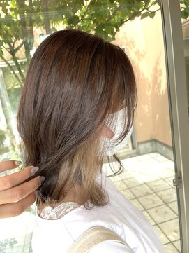 クロエ バイ ラヴィズム 小針店(CLOE by LUVISM) ベージュインナーカラー☆