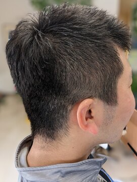 グラムゼロ メンズのスッキリカリアゲスタイル