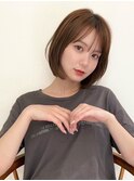 ハイライト白髪ぼかしダブルカラーインナーカラーショートボブ