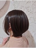耳かけショートボブ