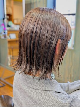 ジョカーレ(giocare) 切りっぱなしボブ