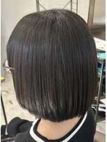 コス(KOS)&nbsp;黒髪ツヤ髪ボブ