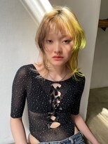 シーカ(siika) デザインカラー こなれミディ 顔まわりレイヤー