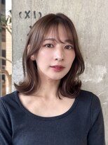 ロビー 表参道(ROBBY) ミディアムレイヤーカット/30代40代50代/顔周りカットくびれヘア