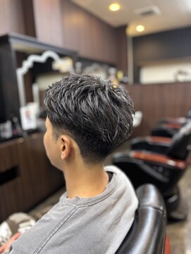 スパイキーショート