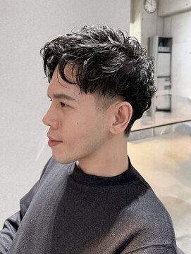 ブルニール 心斎橋(BLEUNIR) ショートシャドウ