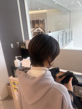 ヘアーアンドビューティーショップ エボルティー(hair&beauty shop EvoLuty) ショート