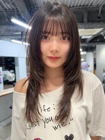 ナヌーク ダイカンヤマ(nanuk daikanyama)&nbsp;ロングレイヤーハッシュカット顔まわりレイヤーストレートパーマ