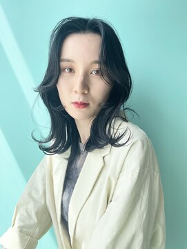 ディート(DEET) 【DEET　YUMICO】　秋に似合うダークカラー　【長野市　若里】