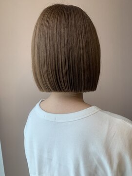 ハブ(hub) 【天神今泉】ぱつボブ