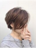20代30代大人可愛い前下がりショートボブ/丸みショート