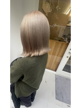 モナルダ(Monarda) 10代20代30代韓国風/髪質改善カラー【岡山】