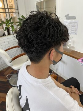 ヘアーアンドメイクアップモパ メンズパーマ