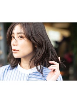 大人女性のお悩み【白髪・抜け毛・パサつき】解消メニュー多数ご用意しております♪