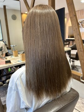 アヴァンス ジェイアール和歌山店(AVANCE.) ミルクティーベージュ