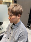 ミルクティーベージュ