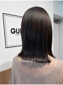 まとまり重視の艶ボブ