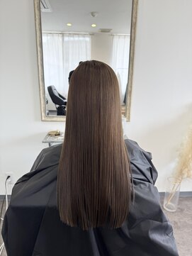 ウル(Uru) 毎日乾かしただけでツヤツヤな縮毛矯正