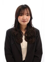 フレーム スクエア&nbsp;岡本 佳奈