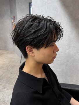 アンディ 御堂筋なんば店(ANDY) フェザーパーマメンズセンターパート黒髪似合わせカット