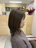 アマ(ama)&nbsp;透明感ベージュ×切りっぱなしミディ