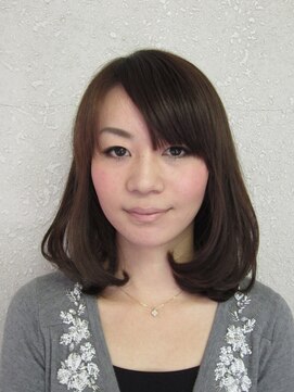 ステラフィッサ(STELLA FISSA) ミディアムボブ