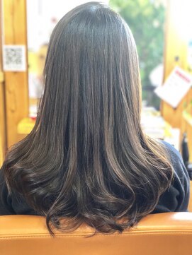 ララテラス(LaLa Terrace) ナチュラルベージュ×大人かわいいワンカールストレートロング