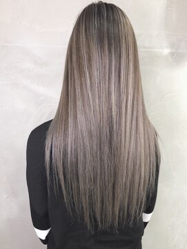 メリー(merry craftsman's factory) バレイヤージュハイライトカラーマロングレージュ