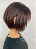 ショートボブ