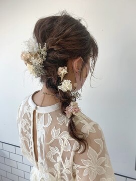 エマエコル(Emma ecole) Emma ecole サイド編みおろし 結婚式アレンジ 二次会 by.木村