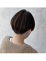 アールモンドヘア新世界&nbsp;刈り上げショートスタイルおります