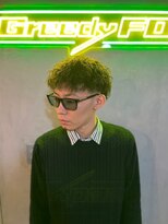 グリーディーフォックス 代々木(Greedy FOX)&nbsp;アップバング/ツーブロックマッシュ/束感/波巻き[シェービング]