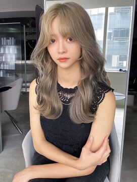 ジーナリア(Xena ria) 《袴田》２wayバング/ナチュラルレイヤー/アッシュベージュ