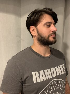 ヌース(NOOS) ナチュラルな七三分け