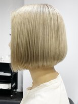 カムジーヘッドカミノウラ(COMEGHEAD KAMINOURA)&nbsp;トリプルカラーブリーチミルクティーベージュブロンド