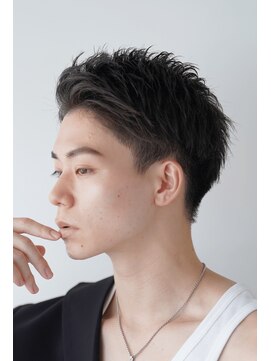 ワン 横浜(ONE005) オリーブベージュ/ウェットヘア /レイヤーカット /横浜