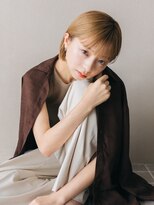 ミットバイツリー センター北(mit by tree)&nbsp;ホワイトブロンドブリーチ切りっぱなしボブミルクティ-カラー