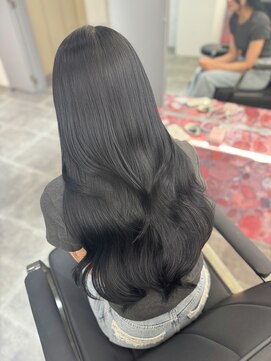 ペレ 栄 アネックス(PELE栄ANNEX) 韓国 くびれロング レイヤー ワンホンヘア 小顔前髪