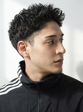 【自然な動きで印象アップ。大人のためのビジネスパーマ】＜理容室/広島/顔剃り/床屋/barber 〉