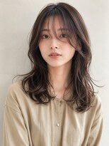ヘアーエボリューション&nbsp;大人っぽさ際立つくびれレイヤーミディ