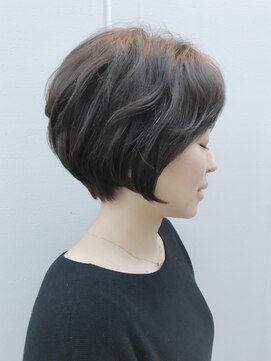 ルーファス 恵比寿 渋谷(Ruufus) 人気の丸みショートボブ【Ruufus恵比寿渋谷】