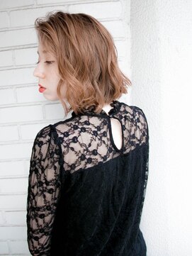 ルティア 池袋(Lutia) ゆるふわパーマスタイル