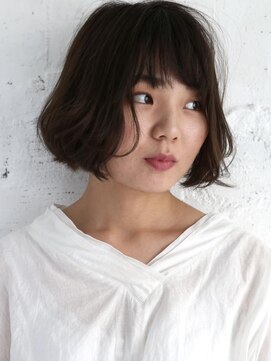 コム(com by neolive) 重めカールボブ2