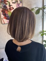 サーパス(Surpass)&nbsp;【Surpass 立川】ハイライトで白髪をカバー