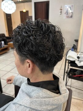 スティラアン 新小岩南口(Stilla an) アップバングパーマ