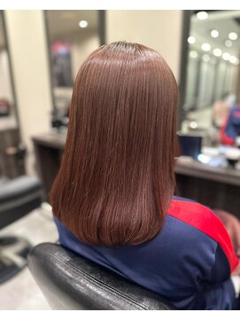 メゾン アヴァロ(Maison Avallo) #大人女子明るめブラウン　#艶ミディアムブラウン