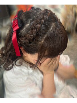 アイビー 新宿(IVY) 編み込みカチューシャ