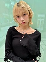 ベター(better)&nbsp;ライトベージュのカラーとレイヤーくびれボブがオシャレ可愛い