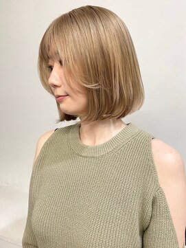 サンク 原宿 表参道(cinq) 原宿ベージュカラーミルクティーベージュブリーチボブくびれヘア